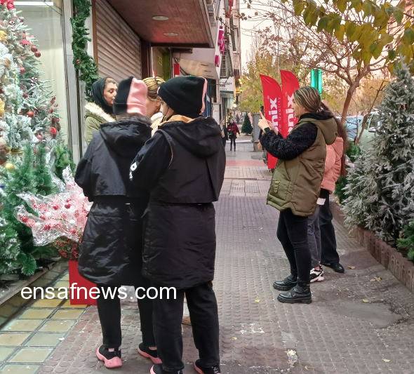 کریسمس در تهران | مردم می‌خواهند شاد باشند
