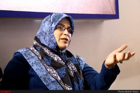آذر منصوری فعال زنان