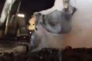 آواربرداری از پلاسکو