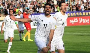 غرق اژدها در گرداب آزادی