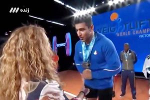 علی هاشمی قهرمان وزنه برداری و نظر آیت الله منتظری درباره‌ی دست دادن با زنان