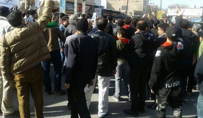 فارس: 300 نفر در کرمانشاه با فراخوان ضدانقلاب شعار شدند!