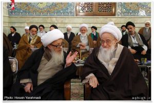 نظام رفتارِ سیاسی قم و نجف چگونه است؟