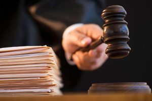 دادگاه