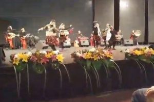رقص دختران و آواز زنان در همایش شهرداری تهران؟