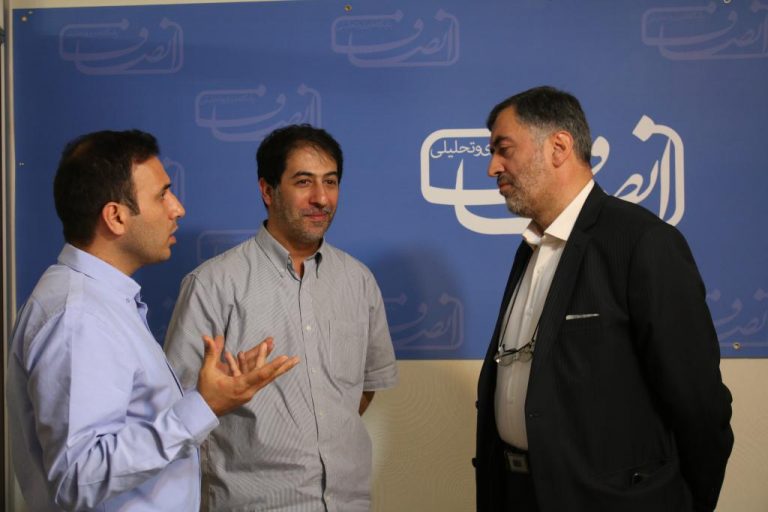 عکس | «عبدالله گنجی» در گعده انصاف نیوز