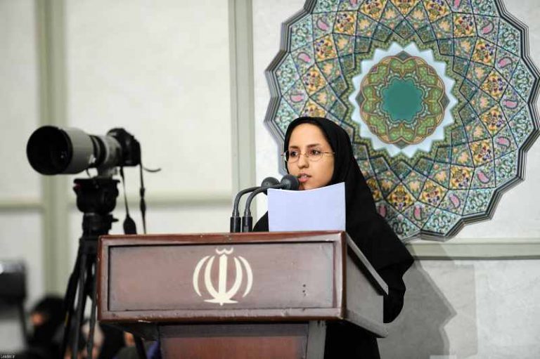 سحر مهرابی در دیدار رهبری