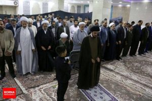 اقتدای ریش سفیدان به محبوب سلبریتی‌ها؟!
