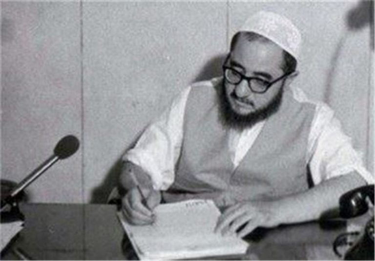 صادق خلخالی