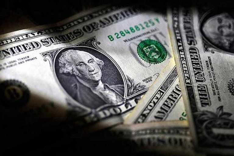 آیا ارز در بانکها احتکار میشود؟