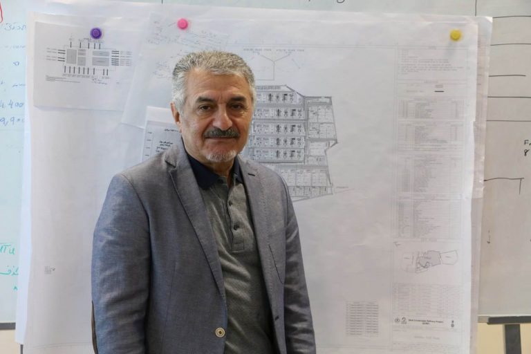 صفایی فراهانی: نظامی‌ها به پادگان‌ها برخواهند گشت