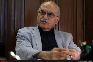 بهمن کشاورز: ورود مجمع تشخیص بدون اذن رهبری وارد نیست