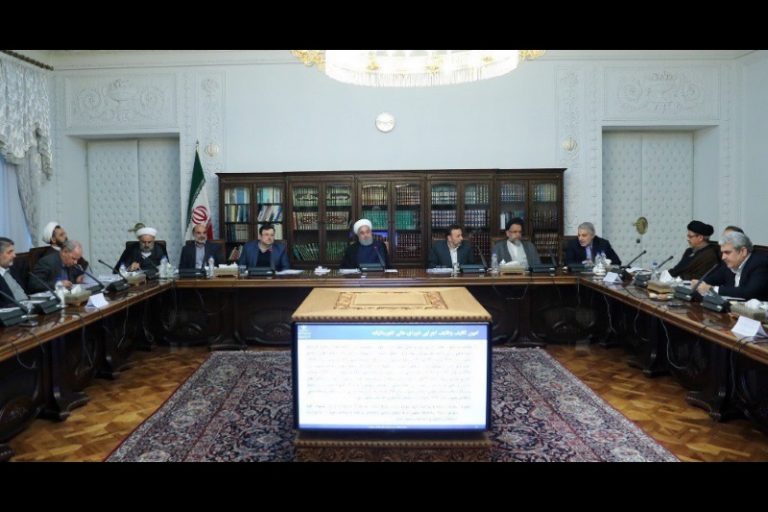 آیا وزیر جوان در جلسات شورایعالی فضای مجازی شرکت می‌کند؟