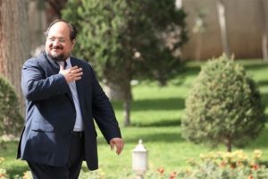 محمد شریعتمداری