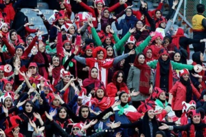 حضور زنان در ورزشگاه