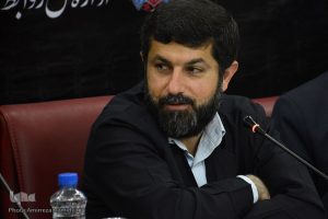 استاندار خوزستان: درحال حل مشکل کارگران هستیم