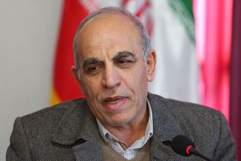 علی عبدالعلی زاده: درب ارگانهای بیفایده را ببندند و بروند