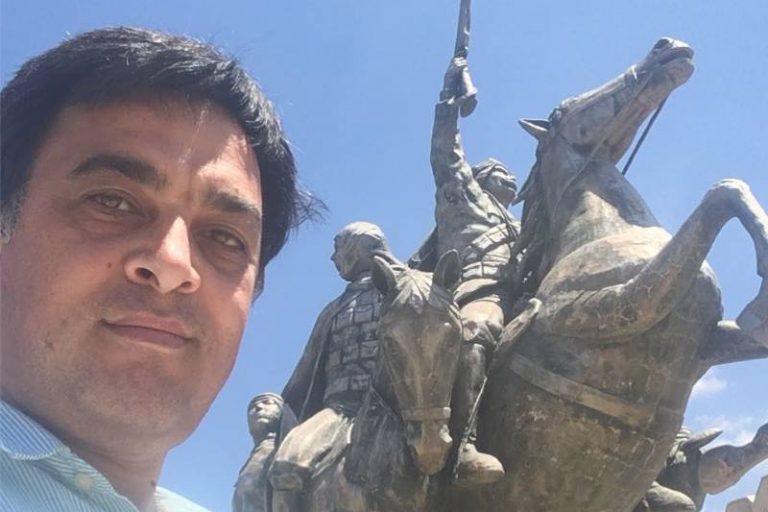 کنایه‌ی مهرداد فرهمند به مخالفت با حضور حشد شعبی در ایران