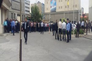 تجمع کارکنان متروی تهران در اعتراض به پیمانی شدن