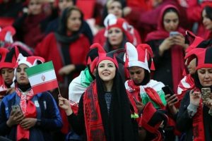 حضور زنان در ورزشگاه فوتبال
