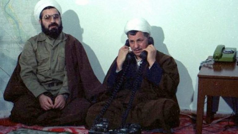 هاشمی رفسنجانی و حسن روحانی در زمان جنگ