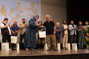 فرش قرمز فیلم کلوپ همسران