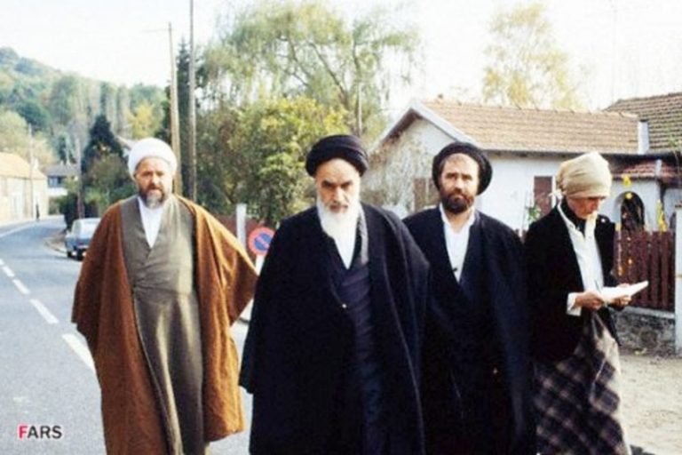 سفر امام به فرانسه پیشنهاد چه کسی بود؟