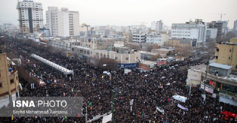 گزارش: تشییع پیکر شهید قاسم سلیمانی در مشهد [+تصاویر]