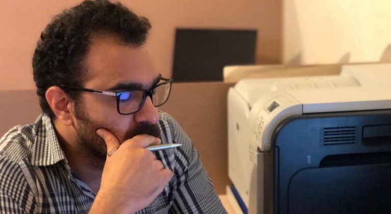 آرش گنجی موقتا آزاد شد