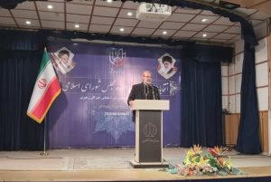 لاریجانی از اقدامات استانداری قم برای مقابله با کرونا می‌گوید