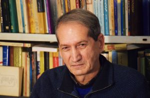 حاتم قادری: خاتمی باور به شعار جامعه مدنی نداشت