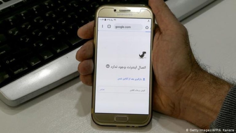 صد گیگ اینترنت پیشکش خودتان