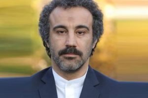 ترجمان احساسات جمعی در خندیدن سریالی