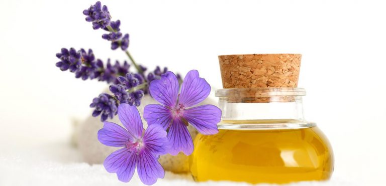 درباره‌ی تکذیب بررسی تاثیر روغن بنفشه بر کرونا در قم