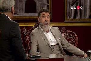 انصاریان: به تتلو‌ گفتم حرمت علی کریمی را نگه دار