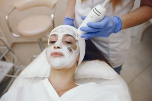 بهترین راهکارهای پاکسازی و جوانسازی پوست