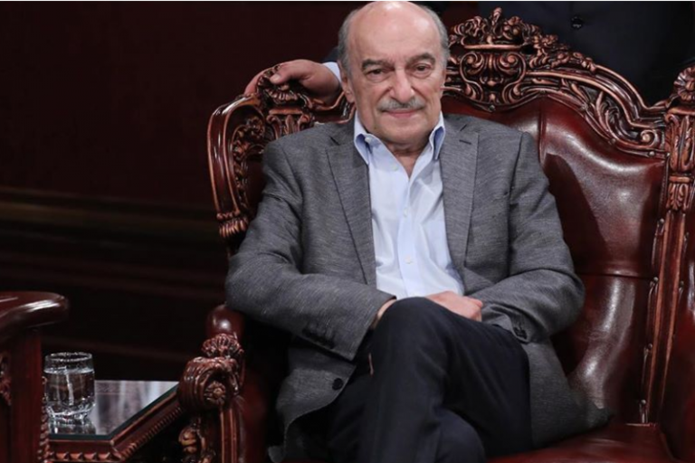 خسرو خسروشاهی در دورهمی