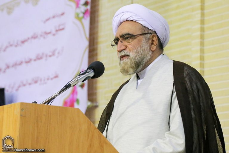 تاکید تولیت آستان قدس بر برگزاری عزاداری در حرم رضوی