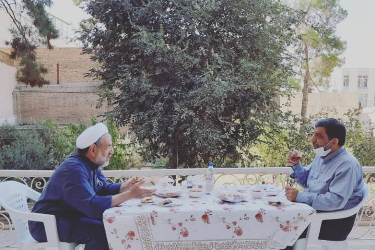 صبحانهی عزت ضرغامی با شیخ قدرت علیخانی