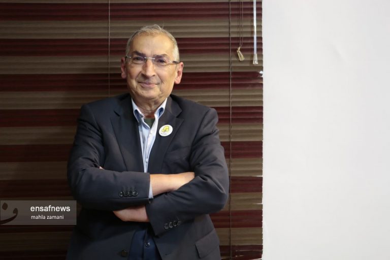 صادق زیباکلام