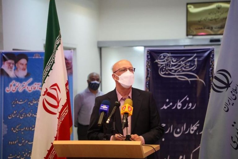 وزیر علوم برکنار می شود ؟