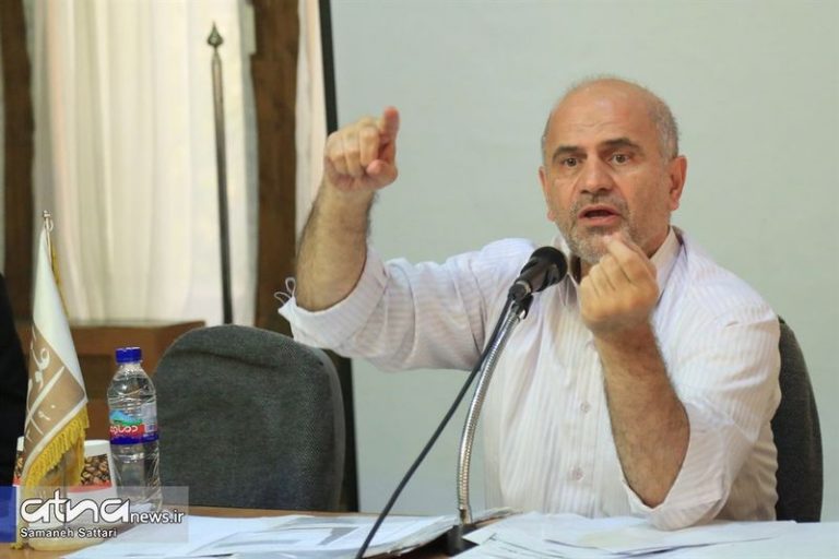 فرشاد مومنی