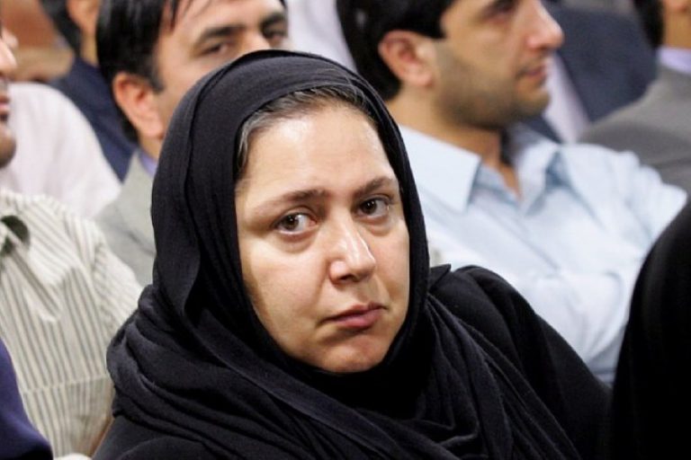 سوال شهره لرستانی: نمایندگان مسافر اسپانیا و هیات ۴۰ نفرهی وین چه واکسنی زدهاند؟