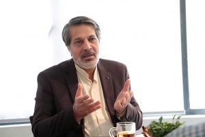 پاسخ عماد باقی به انتقادات از یادداشت «تکریم امام حسین(ع) با مال شبهه‌ناک»
