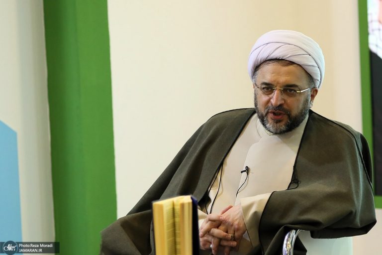 هادی سروش: شهيد مطهرى در روزگار بیحجابی و مشروب فروشی، نگران خرافات و تحریف دین بود