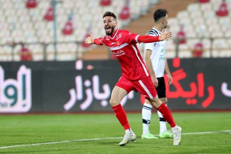عبدی با پرسپولیس فسخ می‌کند ؛ ماجرای بند پر سروصدا
