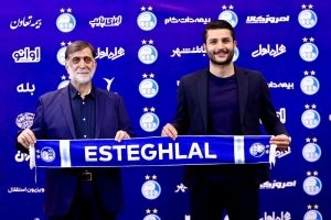 عارف غلامی با استقلال تمدید کرد ؛ خیال استقلال از دفاع راحت شد