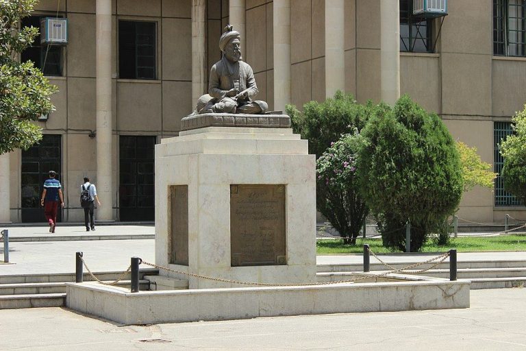 پیگرد قانونی درباره «درج اسامی جعلی در نامه دانشجویان دانشکده ادبیات دانشگاه تهران»
