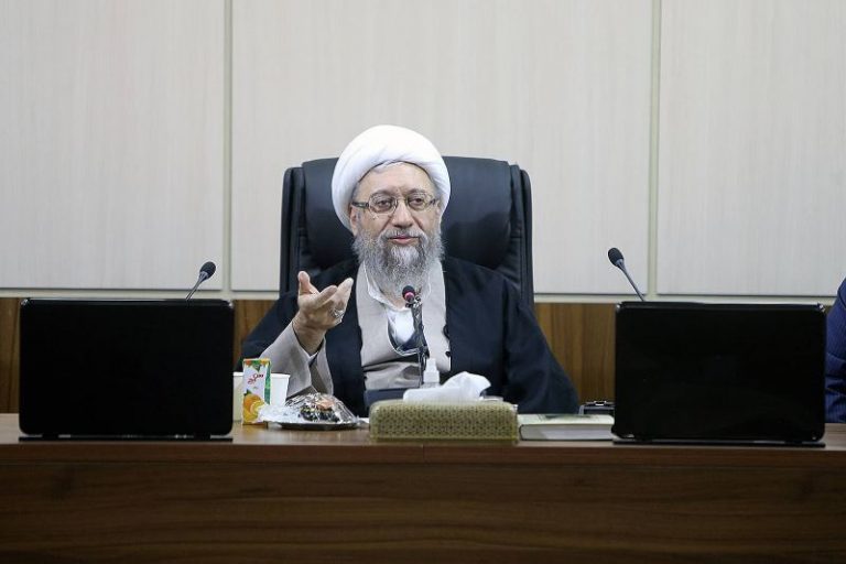 صادق لاریجانی در دیدار نمایندگان تشکلهای دانشجویی دانشگاه شریف: این نظام ظرفیت اصلاح خود را دارد