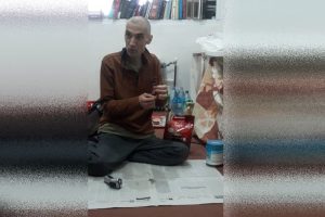 فرهاد میثمی در اعتصاب غذا نیست